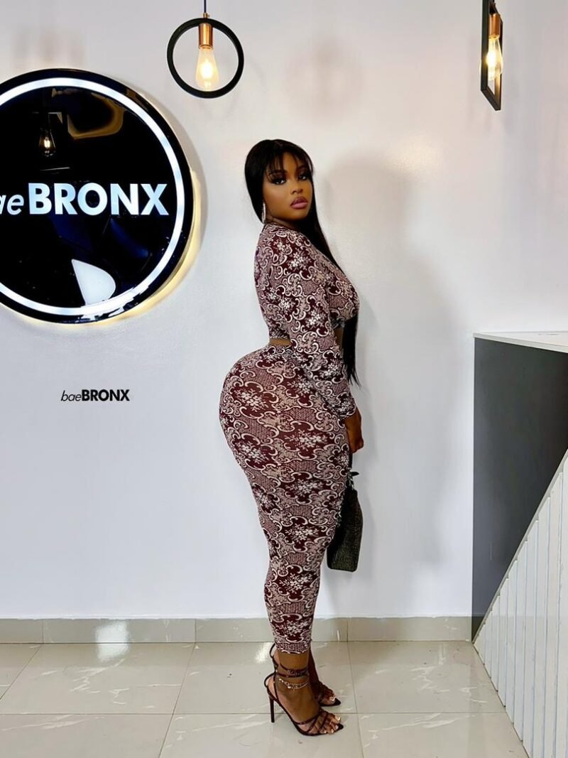 Chyna Set - Image 4